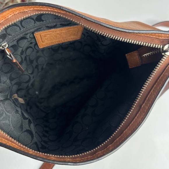 COACH BLEEKER MINI DUFFLE BUCKET BAG - Picture 9 of 9